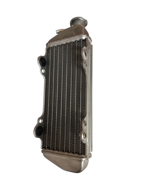 KÜHLER LINKS (45328) RAC. 2000